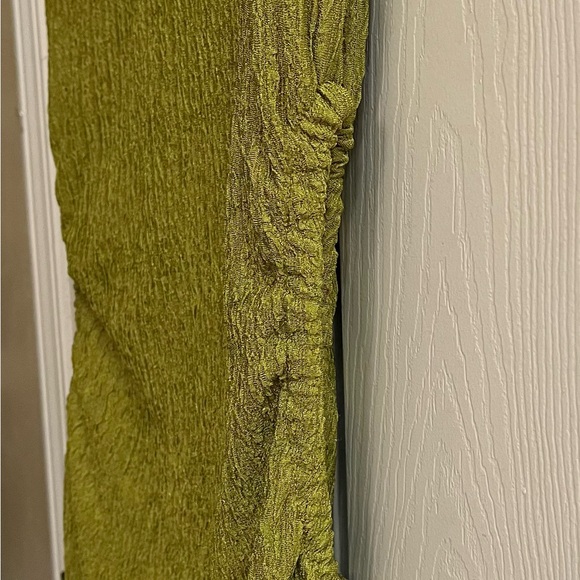 SHEIN~OLIVE DRESS~SLEEVELESS~ - Picture 5 of 8
